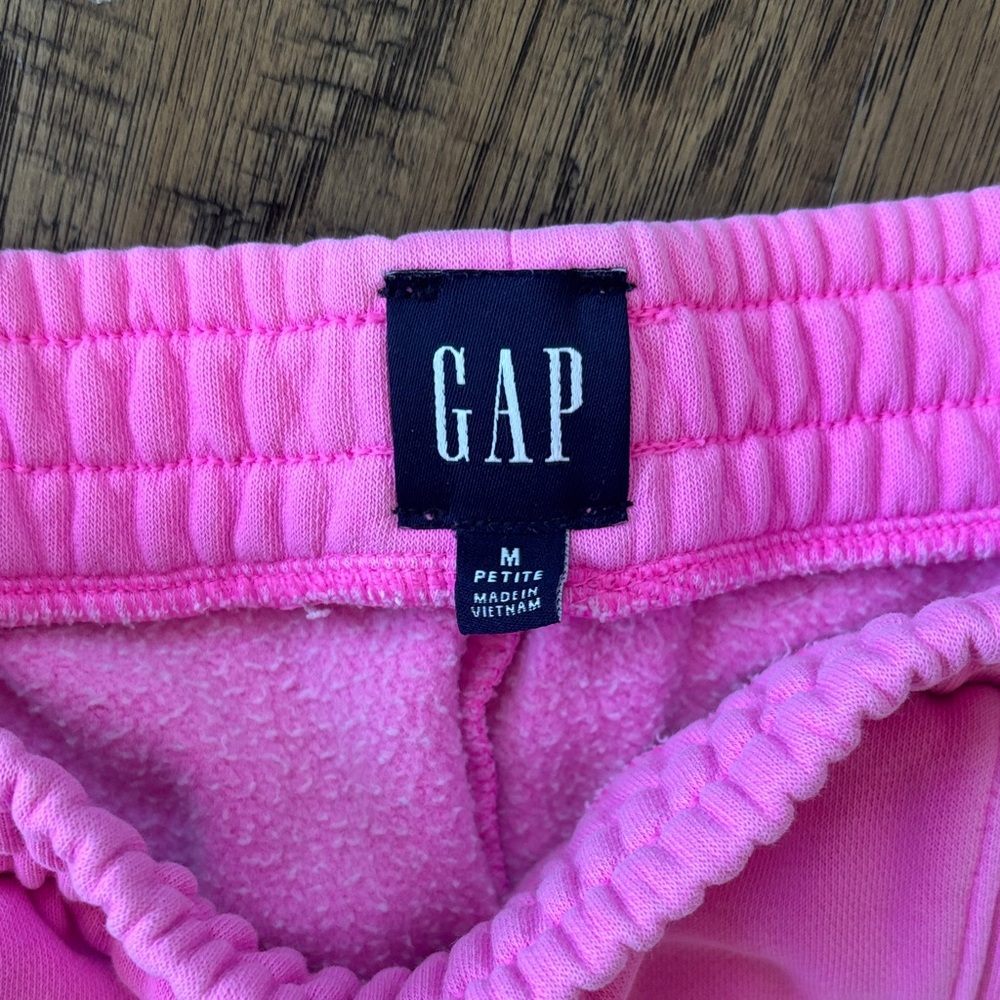 GAP Bright Pink Pants - Picture 3 of 5